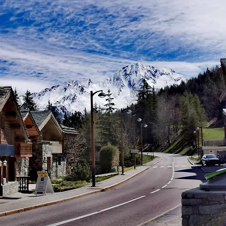 Appartement Chaleureux T2 La Tania Pieds Des Pistes