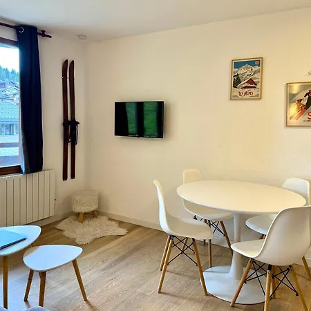 Chaleureux T2 La Tania Pieds Des Pistes Апартаменты