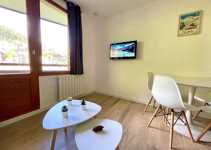 Chaleureux T2 La Tania Pieds Des Pistes Apartment Courchevel